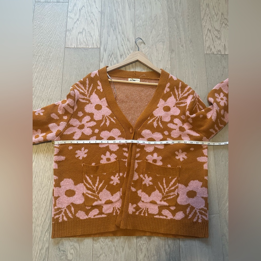 In Loom (Piper & Scoot) Women's Floral Pattern Sweater Cardigan, Size M/L - Picture 5 of 7